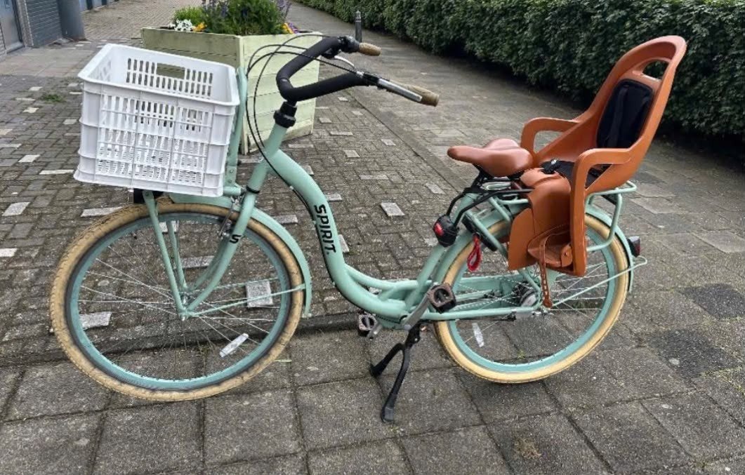 Spirit Carry N3 damesfiets inclusief Polisport achterzitje, Fietsen en Brommers, Fietsen | Dames | Moederfietsen, Velgrem, Zo goed als nieuw