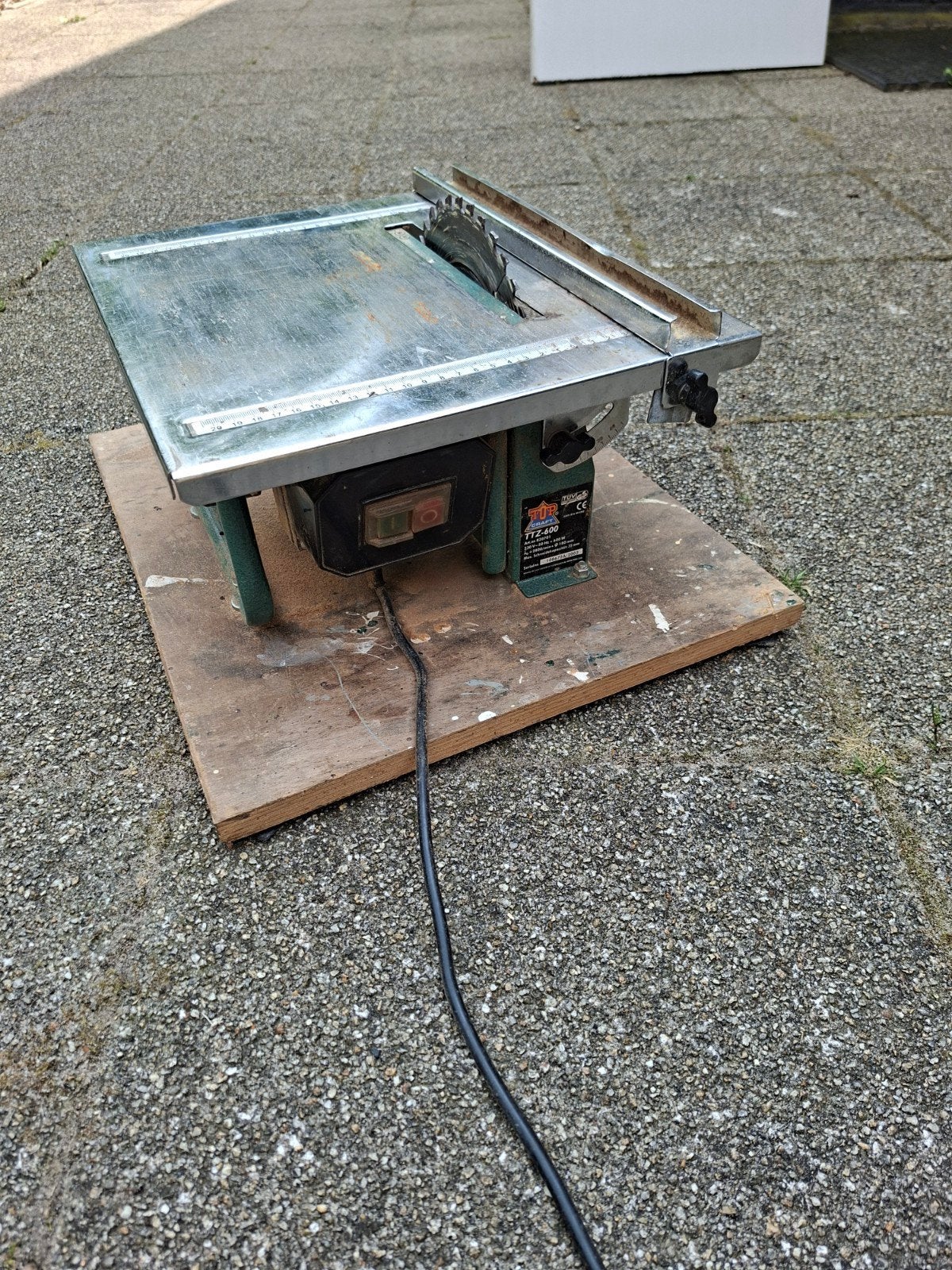 Top Craft Cirkelzaag TTZ-600 met Zaagtafel, Doe-het-zelf en Verbouw, Ophalen, Gebruikt, Cirkelzaag, 600 tot 1200 watt