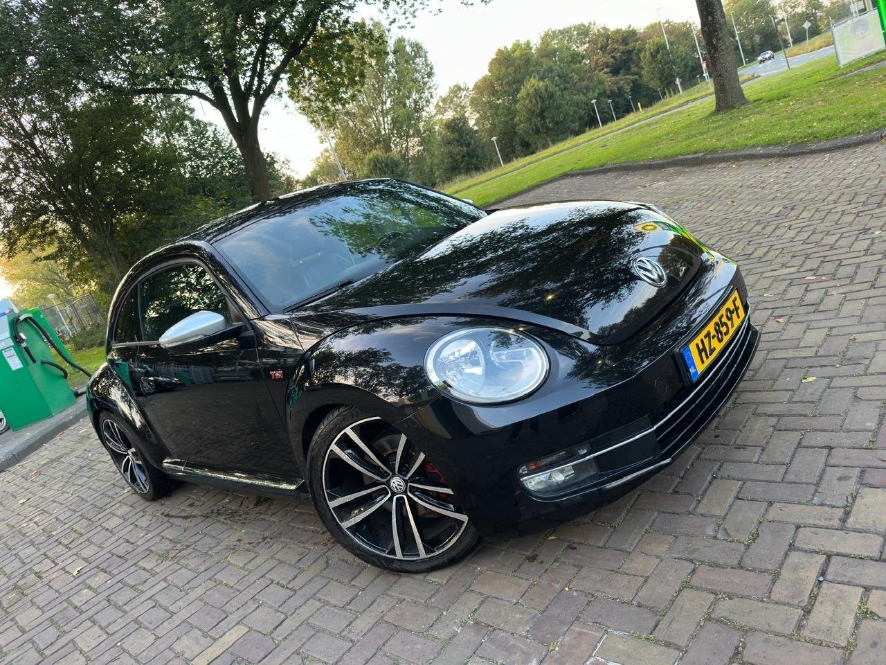 Volkswagen Beetle (Kever) 2.0 TSI 147KW DSG 2011 Zwart, Auto's, Beetle (Kever), 4 cilinders, 1984 cc, 4 stoelen