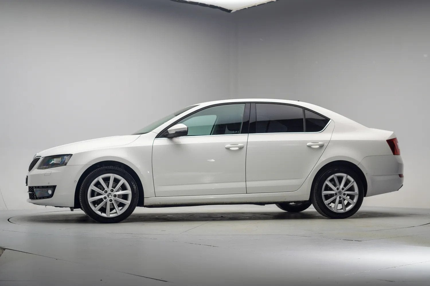 Skoda Octavia 1.2 TSI Greentech Elegance Businessline [ Prem, Auto's, Gebruikt, 4 cilinders, Bedrijf, Handgeschakeld