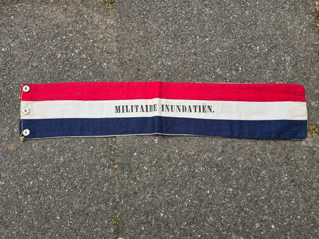 Nederlandse armband militaire inundatiën mobilisatie, Ophalen of Verzenden, Landmacht, Nederland, Embleem of Badge