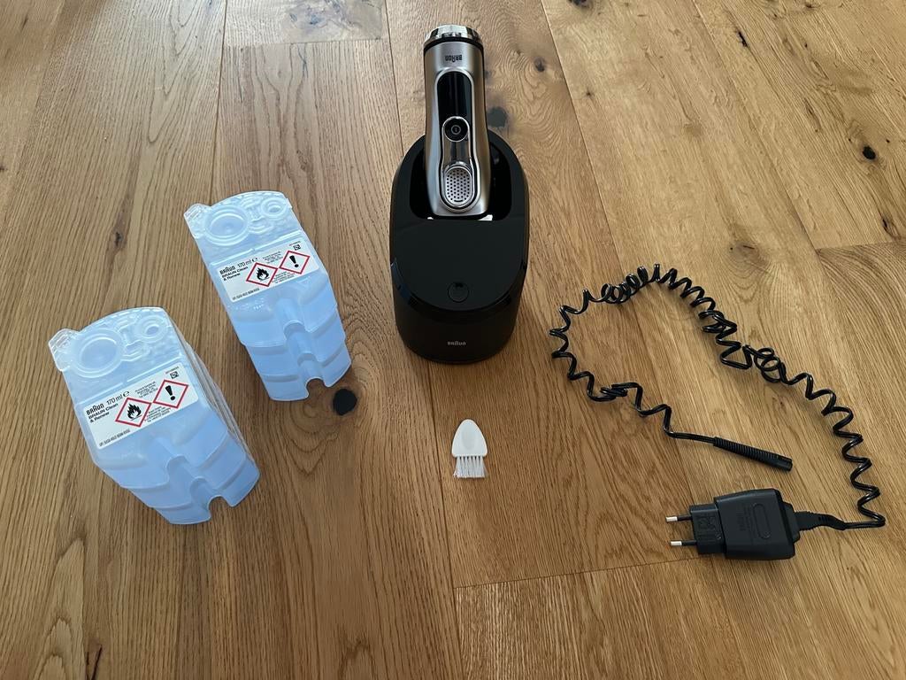 Braun Series 9 scheerapparaat (9090cc), Ophalen, Zo goed als nieuw, Haarverzorging