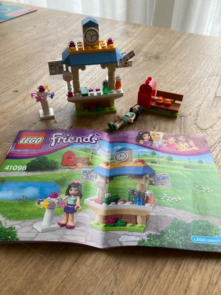 Lego Friends 41098 Emma's Toonbank, Ophalen, Lego, Friends, Zo goed als nieuw