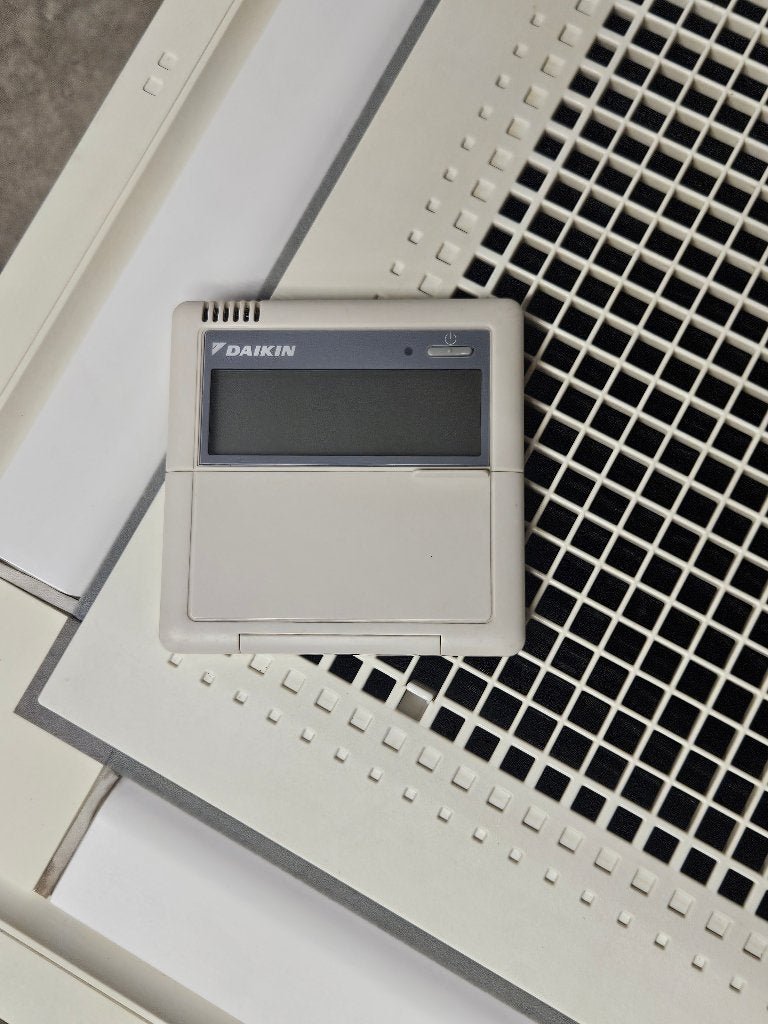 Refurbished cassette airco Daikin 5 kW, Koelen en Ontvochtigen, Timer, Refurbished, 3 snelheden of meer
