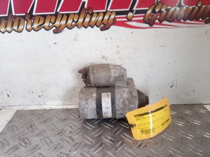 Startmotor van een Renault Clio, Gebruikt, -, Renault, -