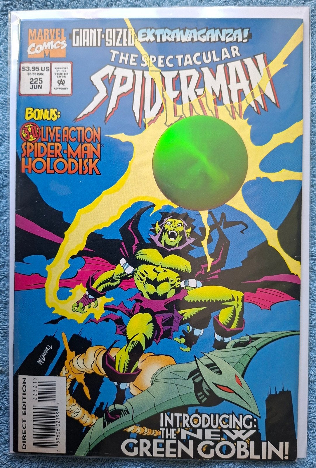 SPECTACULAR SPIDER-MAN #225. 1995 HOLOGRAM VARIANT. NIEUW., Boeken, Eén comic, Ophalen of Verzenden, Nieuw, Amerika