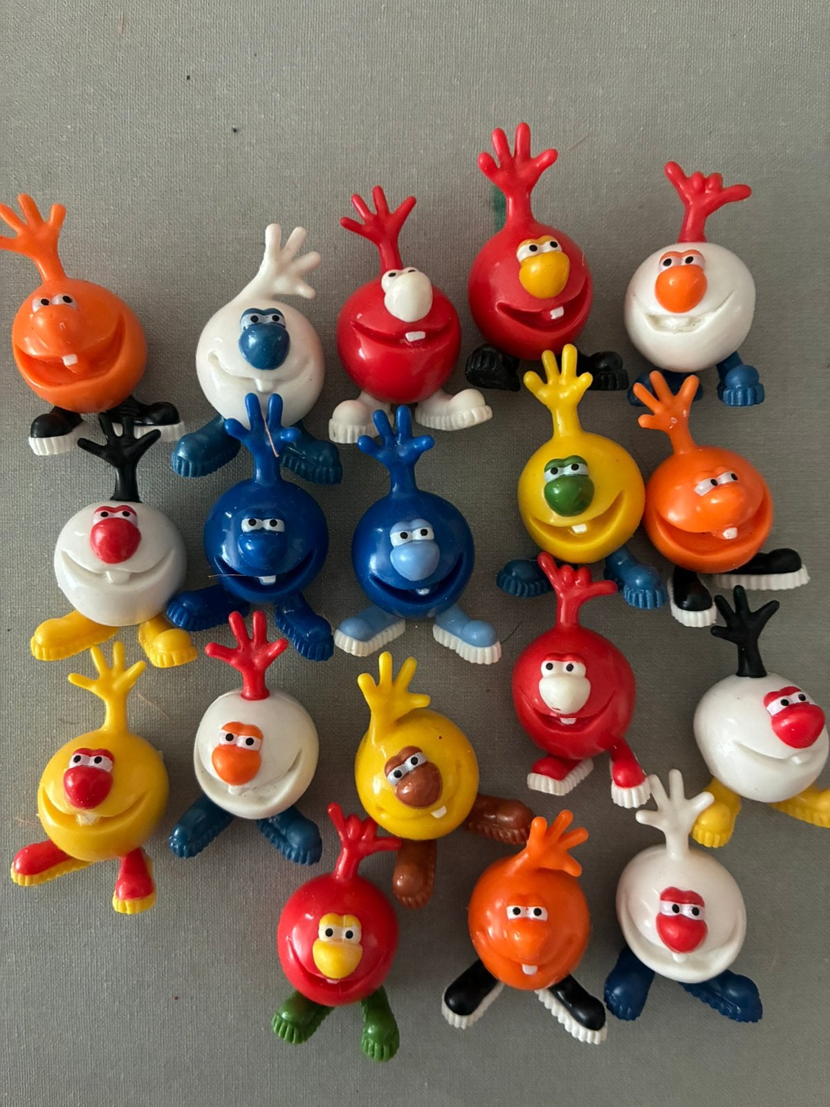Vintage WK voetbal poppetjes landen 18 stuks, Ophalen of Verzenden, Zo goed als nieuw, Overige binnenlandse clubs, Beeldje of Poppetje