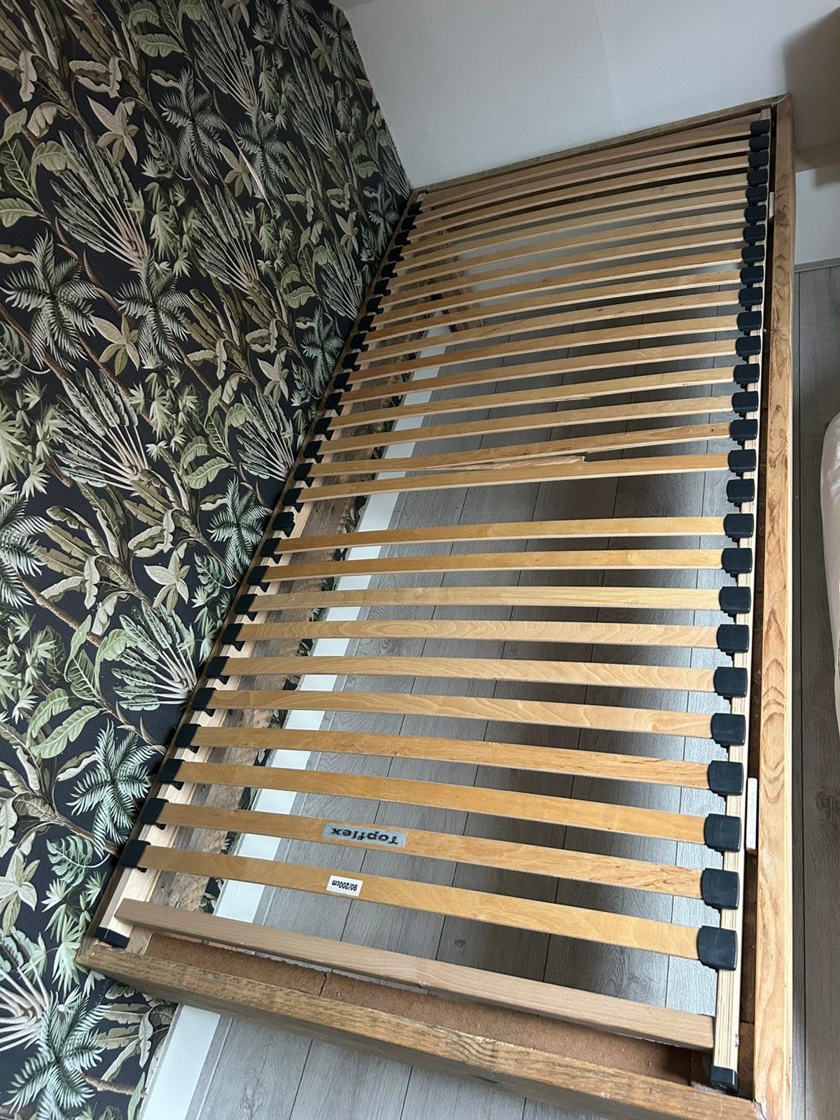 Stoer & Degelijk 1-Persoons Steigerhouten Bed, Ophalen, Zo goed als nieuw, Eenpersoons, 90 cm