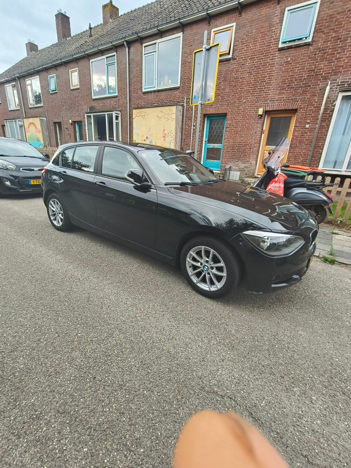 BMW 1-Serie 114I 75KW 5-DR 2014 Zwart, Auto's, BMW, 1-Serie, 4 cilinders, Zwart, 102 pk