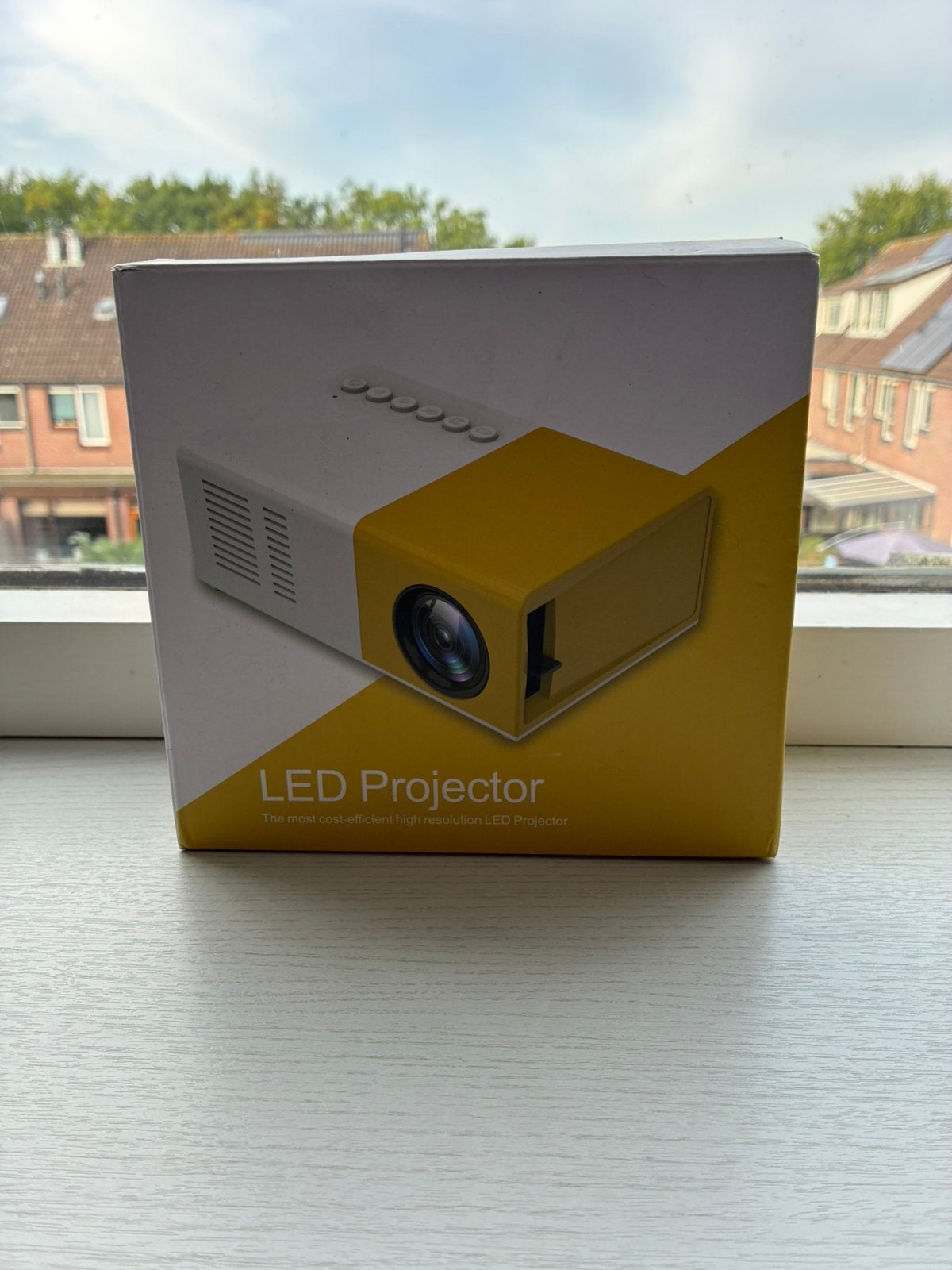 Led projector, Ophalen of Verzenden, Zo goed als nieuw, LED