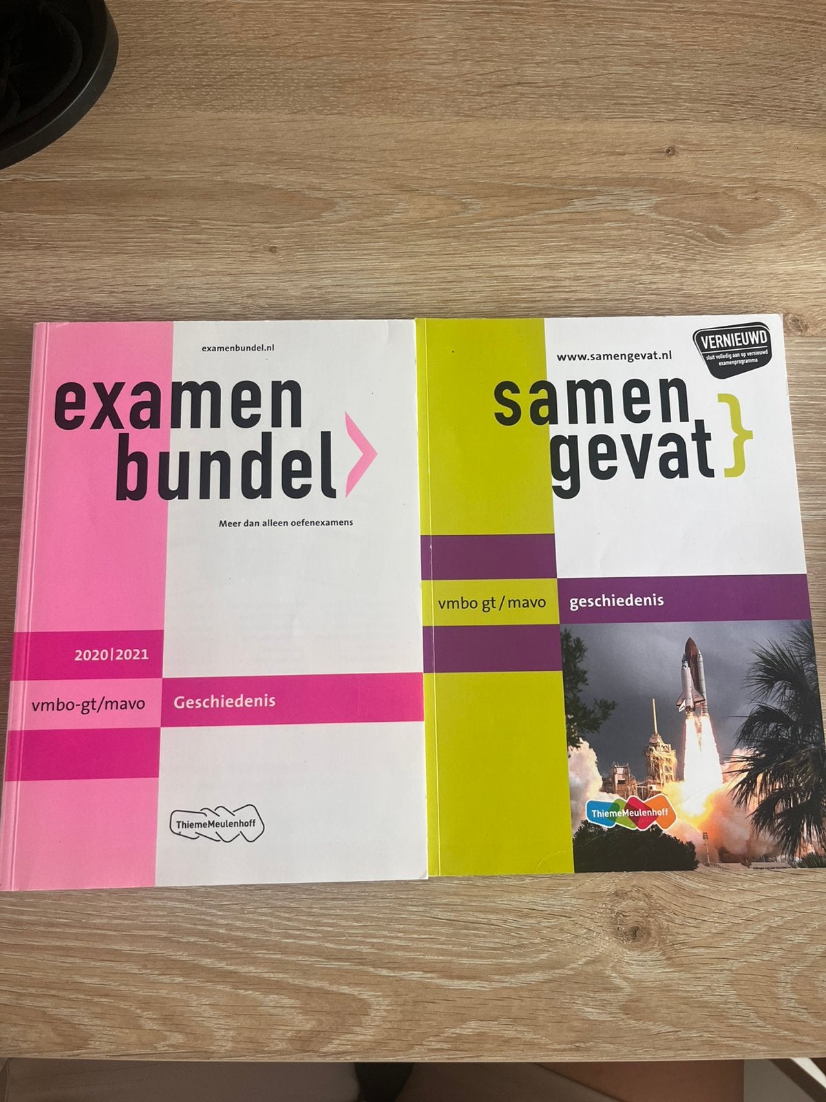 Examenbundel, Ophalen of Verzenden, Zo goed als nieuw, HAVO