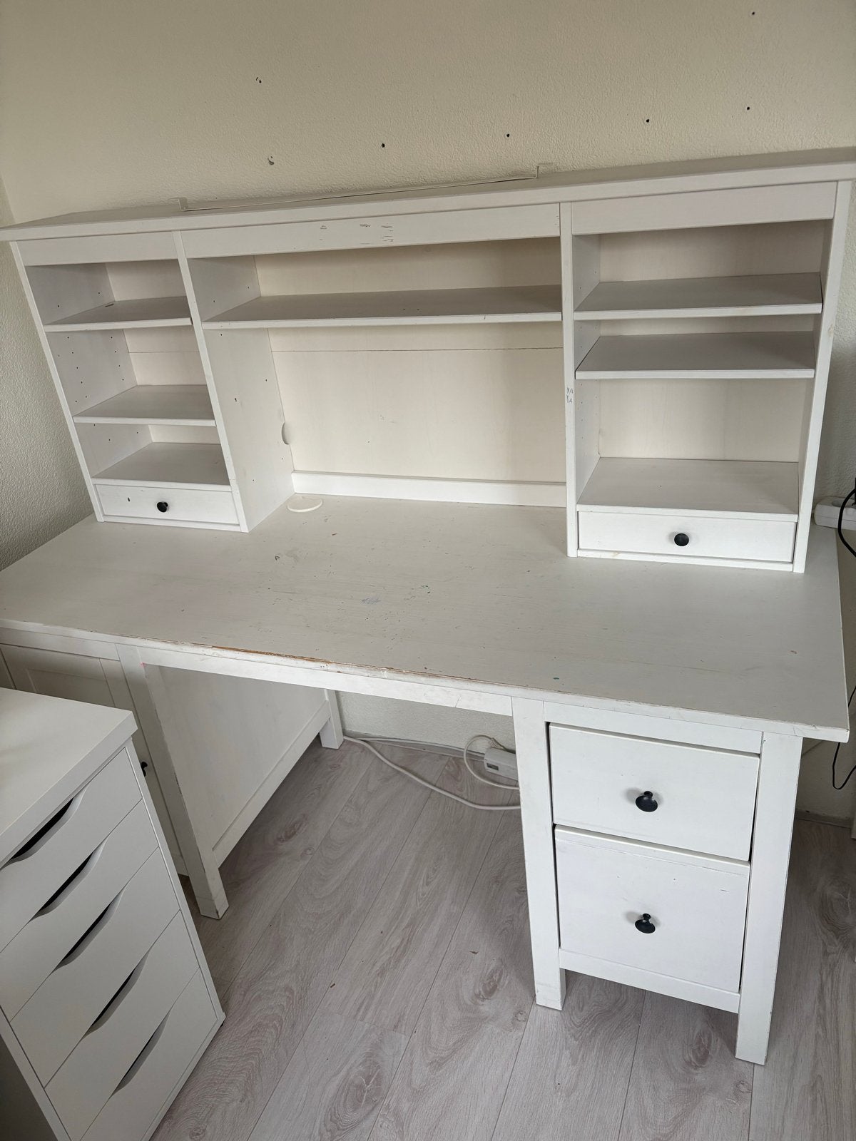 IKEA Hemnes Bureau met Opzetstuk - Gebruikt, Opknapper, Huis en Inrichting, Bureaus, Demontabel, Gebruikt, Hout, Ophalen of Verzenden