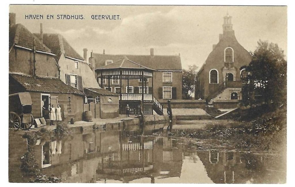 Geervliet - Haven en Stadhuis, Verzenden, 1920 tot 1940, Ongelopen, Zuid-Holland