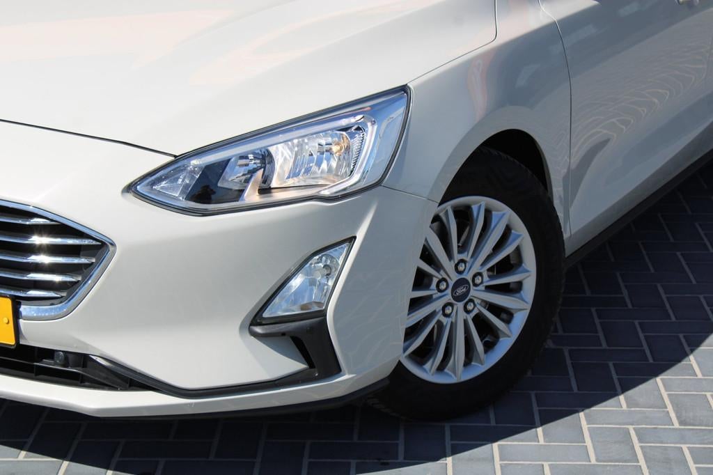 Ford Focus Wagon 1.5 EcoBoost Titanium Business, Trekhaak, N, Stof, Gebruikt, Lichtsensor, Wit