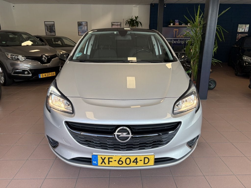 Opel Corsa 1.4 Edition/ CarPlay/Stoel/Stuurverwarming, 1063 kg, Gebruikt, 4 cilinders, 49 €/maand