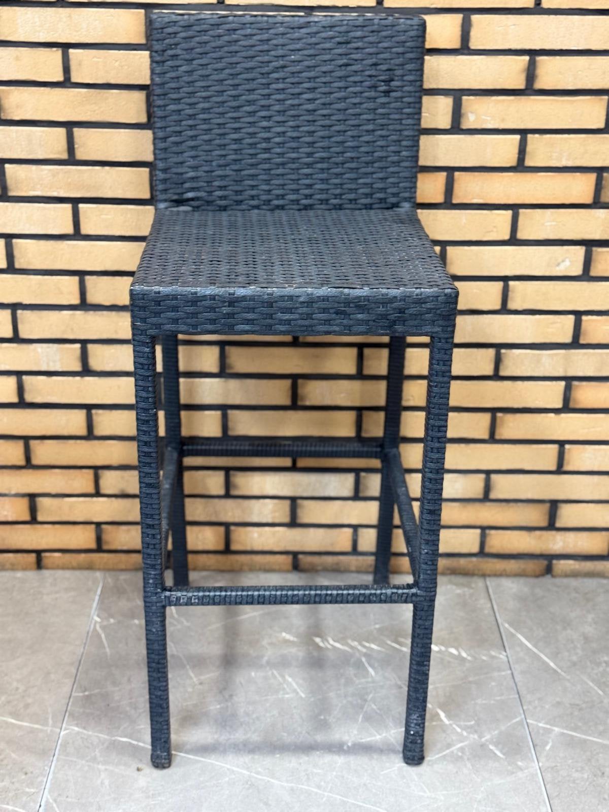 Barkruk zwart wicker/rotan-look, [12] beschikbaar, Ophalen, Zo goed als nieuw, Rotan