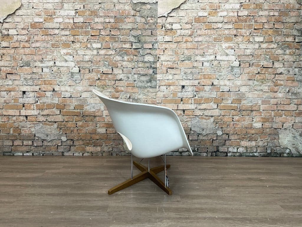 Vitra La Chaise – Wit kunststof | Charles & Ray Eames, Ophalen, Hout, Design, 75 tot 100 cm