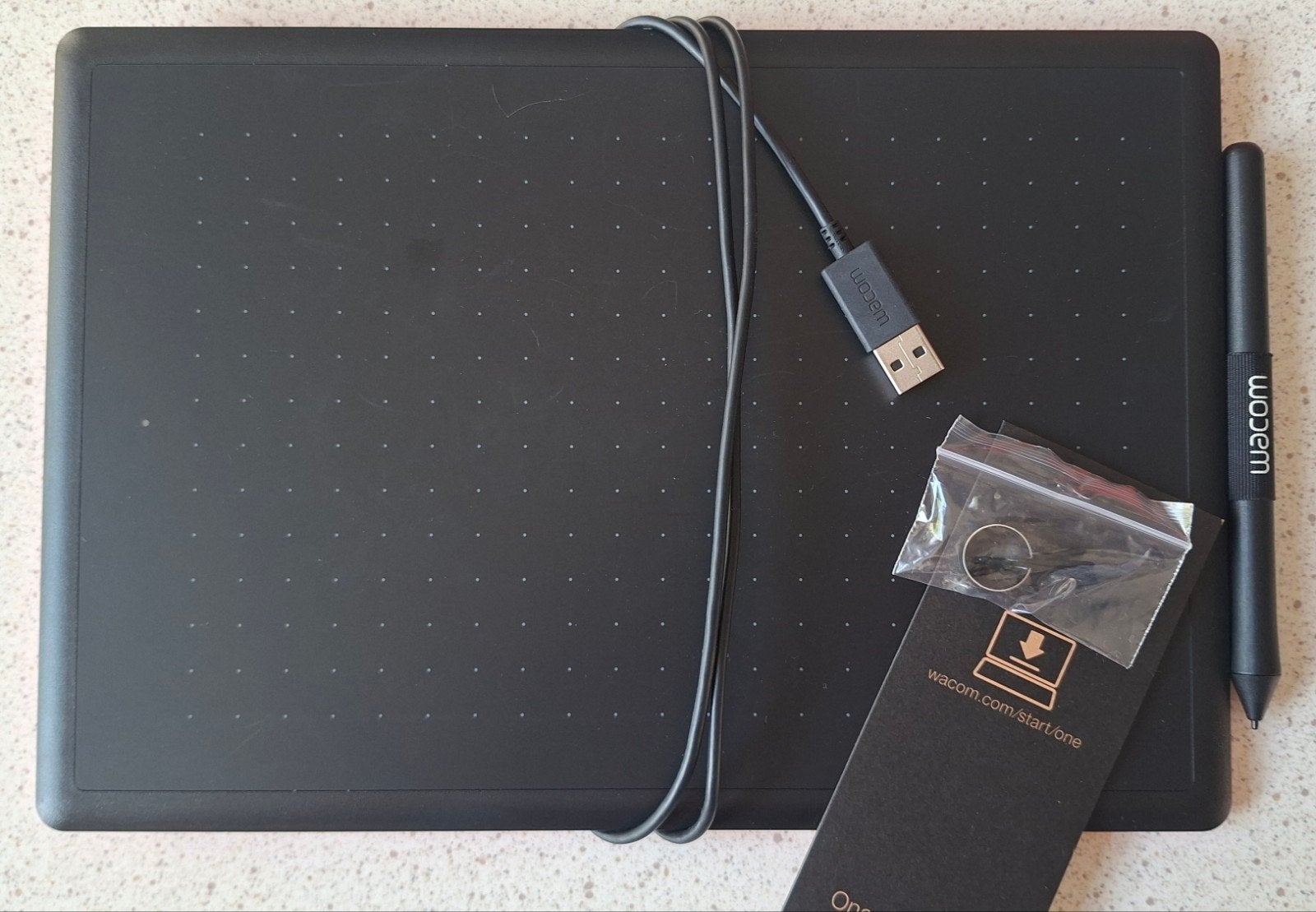 One by Wacom CTL-672 Pen Tablet, Computers en Software, Ophalen of Verzenden, Zo goed als nieuw, Bedraad, Wacom