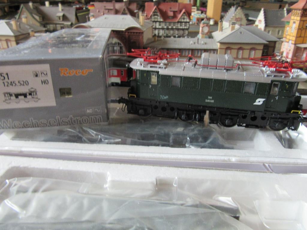 voor MARKLIN OBB E LOK DIGITAAL NIEUW, Hobby en Vrije tijd, Modeltreinen | H0, Wisselstroom, Locomotief, Nieuw, Ophalen of Verzenden