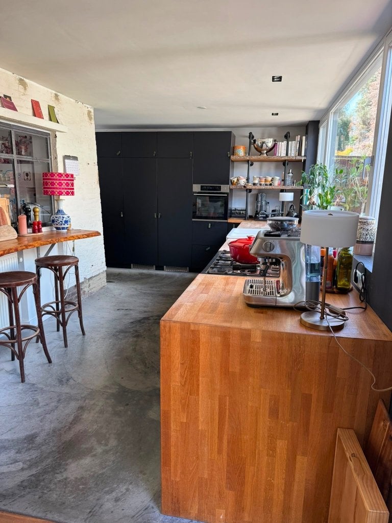 Complete IKEA keuken uit 2018 met inbouwapparatuur te koop, Gebruikt, Zwart, Hoekkeuken, Ophalen of Verzenden