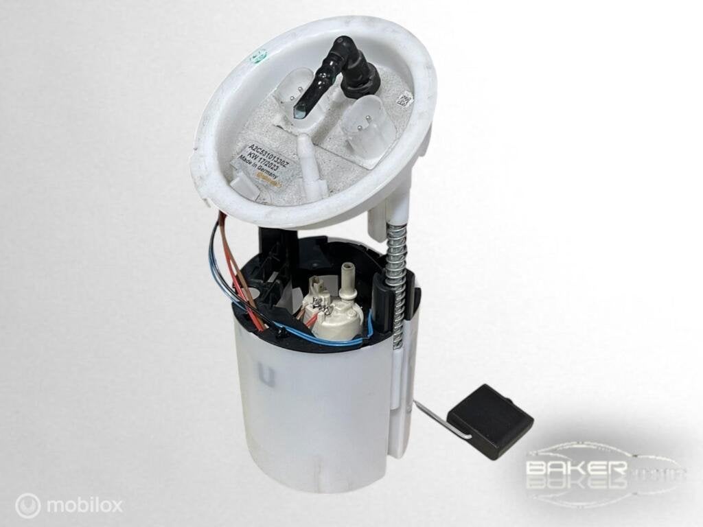 Brandstofpomp BMW 3-serie E90 E91 316i 318i, Auto-onderdelen, Brandstofsystemen, Gebruikt, Ophalen of Verzenden, BMW, BMW