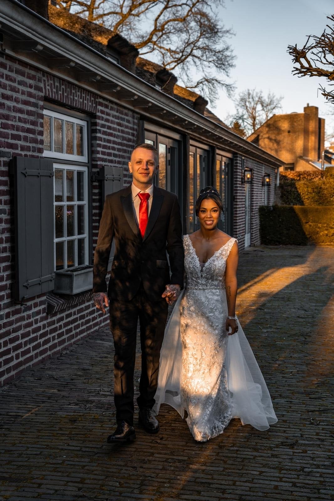 Elegante Trouwjurk Maat 34 - Zo goed als nieuw, Kleding | Dames, Ophalen of Verzenden, Zo goed als nieuw, Wit, Trouwjurk