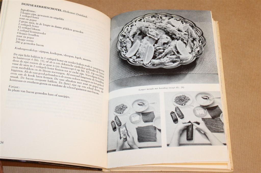 Rijstgerechten uit Alle Windstreken — Vintage Kookboek 1968, Ophalen of Verzenden, Gelezen, Italië