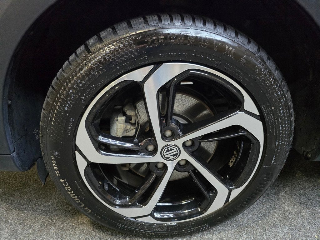 MG EHS 1.5 TGDI Luxury PHEV Pano Leder Camera Cruise 18"LM T, Auto's, MG, Gebruikt, 4 cilinders, 16 kWh, Bedrijf
