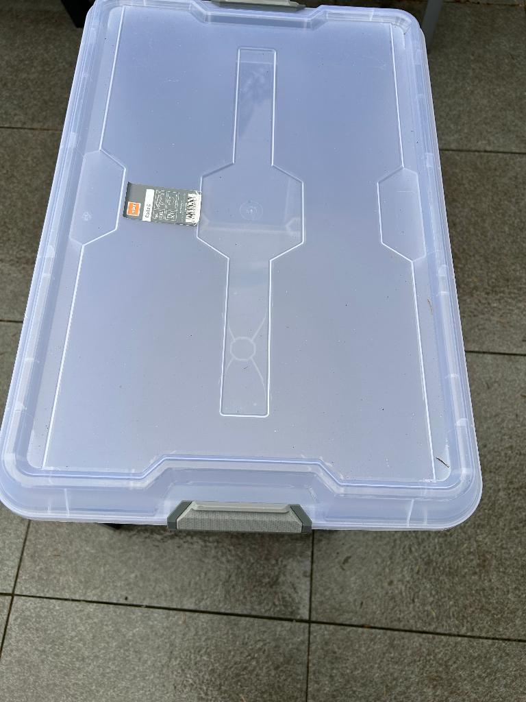 Plactic bak op wieltjes, Ophalen, 50 tot 100 cm, Zo goed als nieuw, Minder dan 50 cm