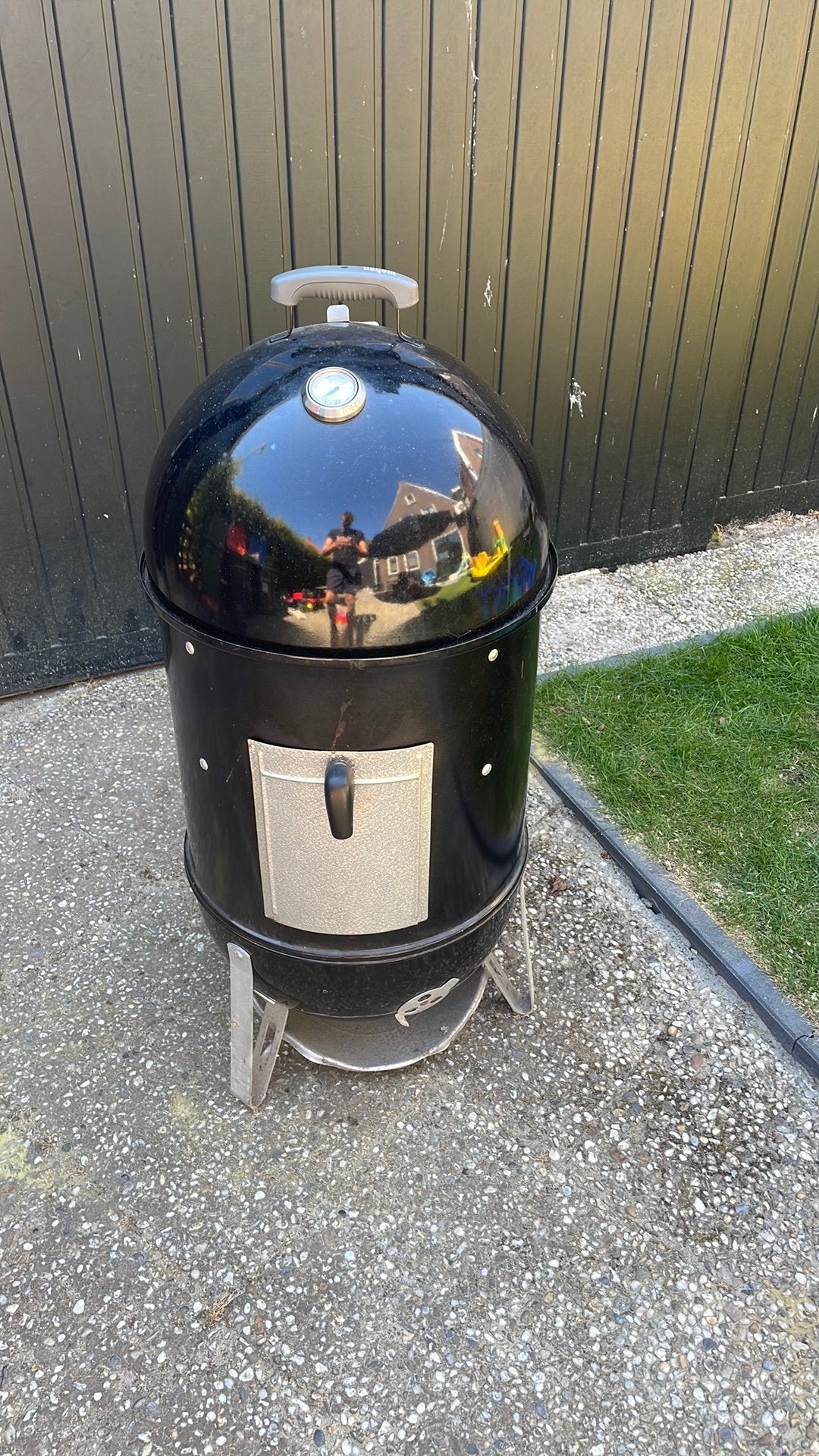 Weber Smokey Mountain smoker BBQ zwart Ø 47 cm, Tuin en Terras, Houtskoolbarbecues, Ophalen of Verzenden, Zo goed als nieuw