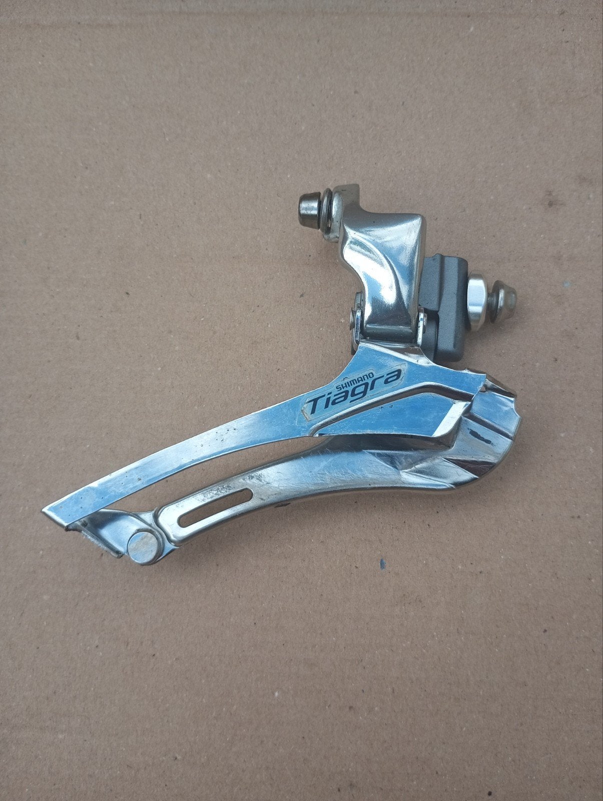 Shimano Tiagra FD-4600 Voorderailleur - Zo goed als nieuw, Info@shimano.com, Ophalen of Verzenden, Zo goed als nieuw, Shimano Inc.