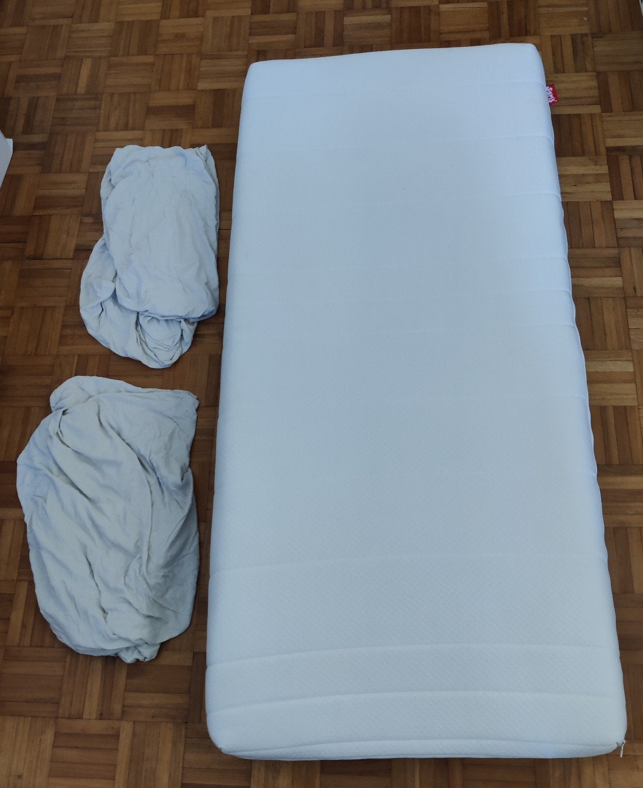 Sam's comfort kindermatras 70 x 150 cm + 2 hoeslakens, Zo goed als nieuw, Matras, Eenpersoons, 70 cm of minder