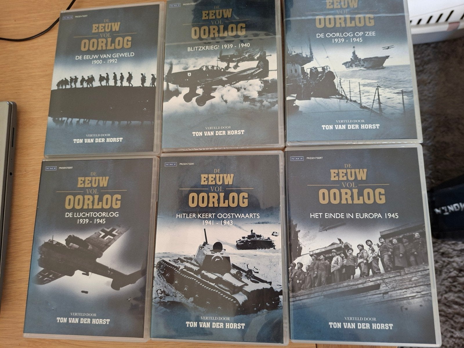 Dvd s eeuw vol oorlog enz, Ophalen of Verzenden, Gebruikt, Oorlog of Misdaad