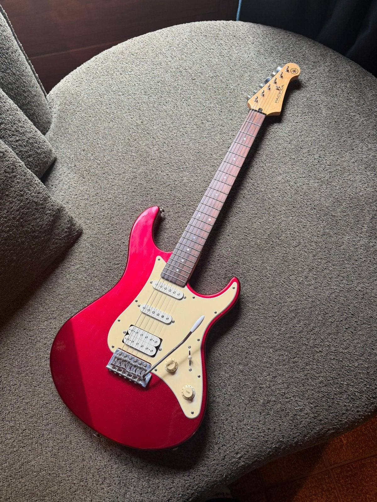 Elektrische gitaar Yamaha Pacifica, Muziek en Instrumenten, Ophalen, Gebruikt, Solid body, Overige merken