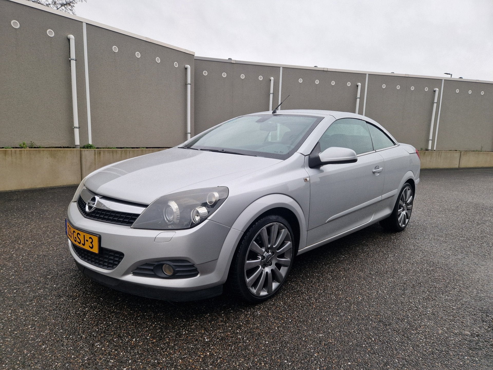 Opel Astra TwinTop 2.0 T Cosmo (bj 2008), Auto's, Opel, Voorwielaandrijving, 1998 cc, Gebruikt, 4 cilinders