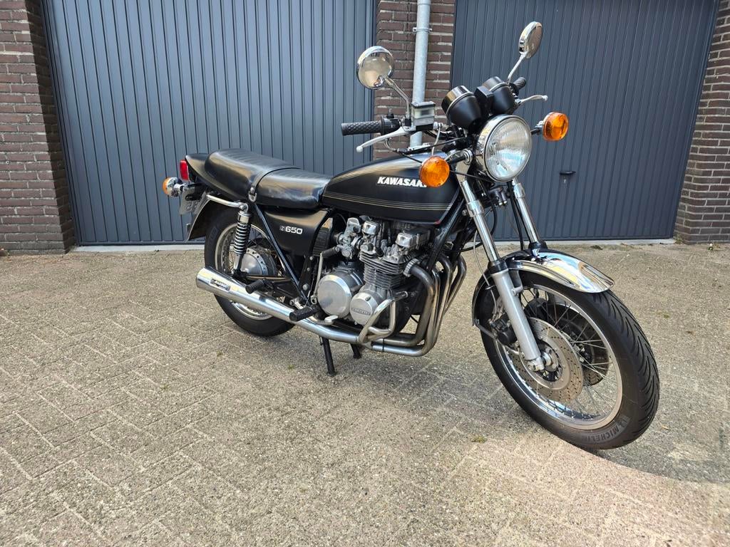Kawasaki Z650 B2 1979, Motoren
