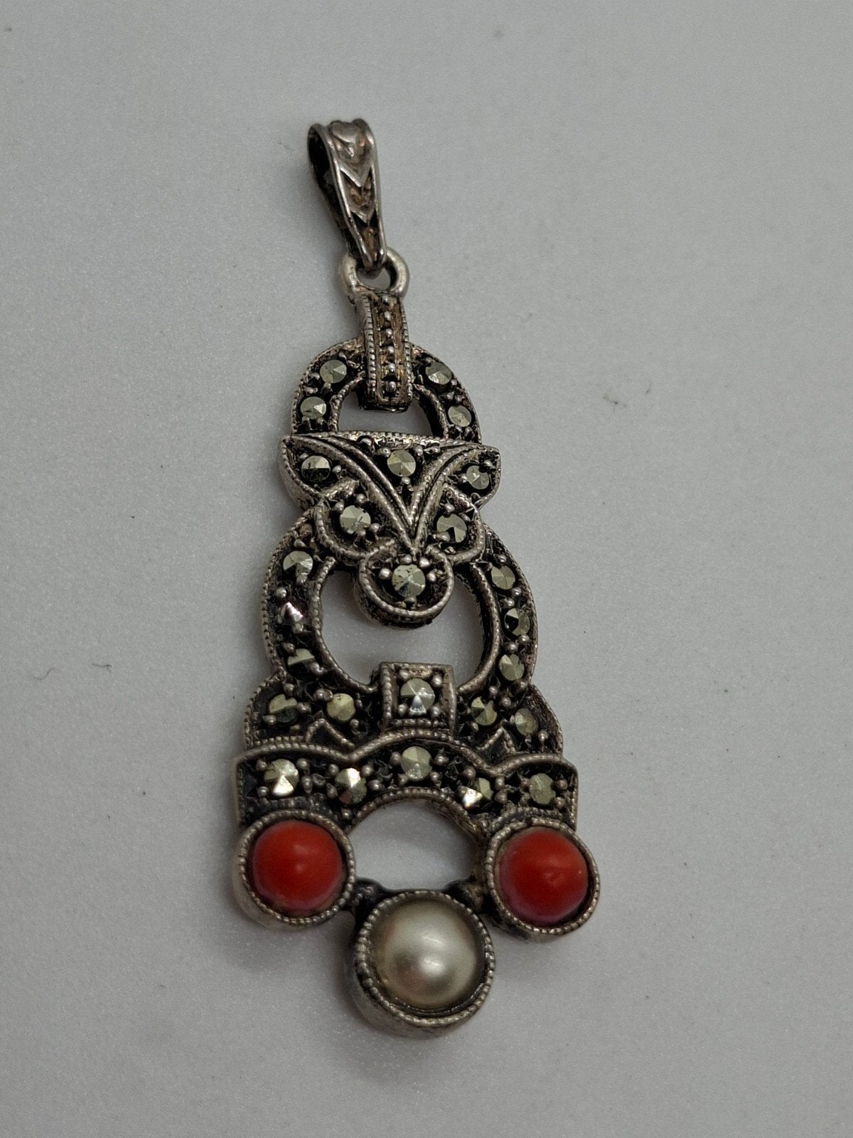 Zilveren Vintage Hanger met Koraal en Markasiet - 925, Ophalen of Verzenden, Rood, Zilver, Met edelsteen