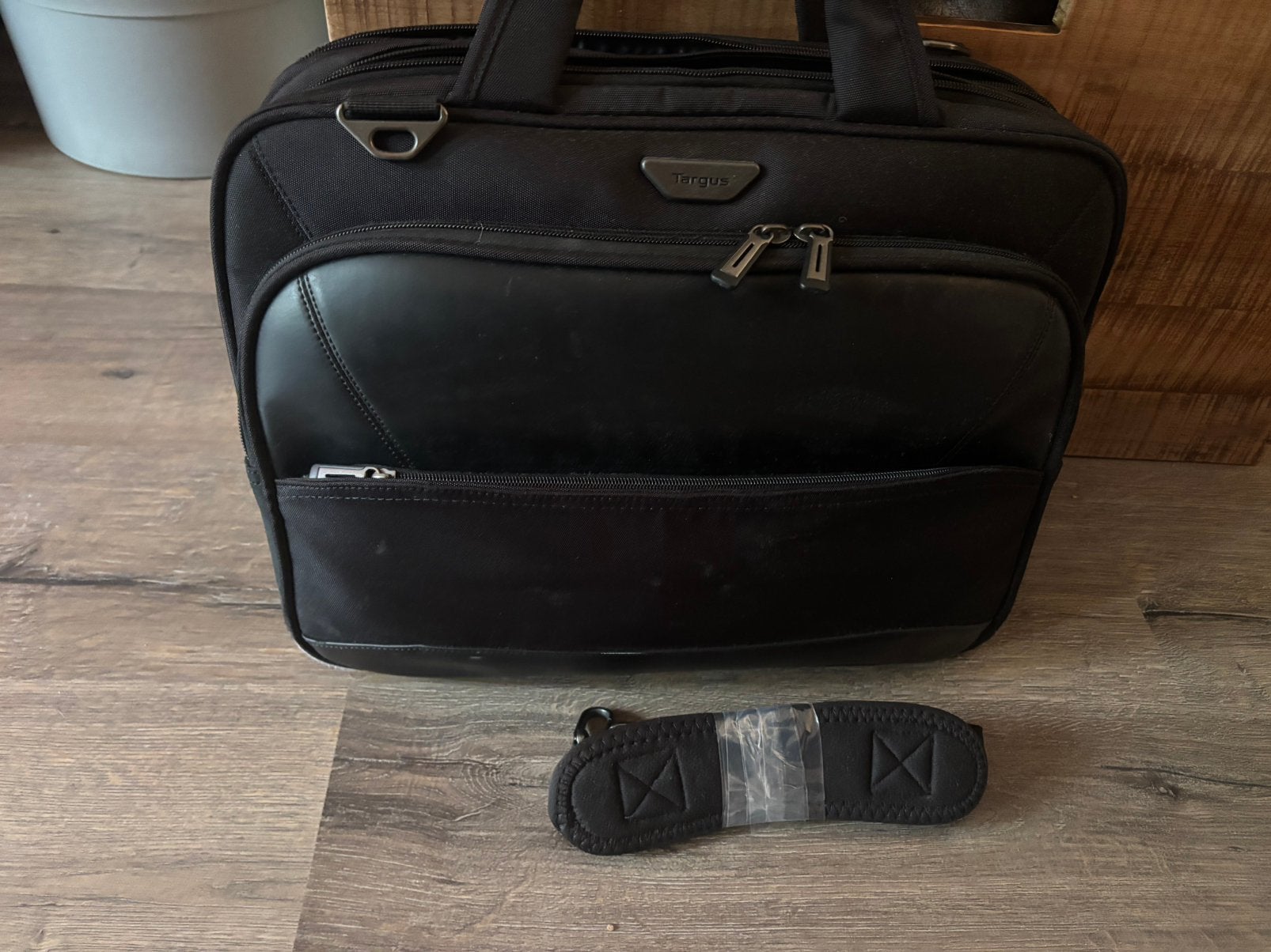 Laptop tas, Ophalen, Gebruikt, 15 inch, Tabletvak