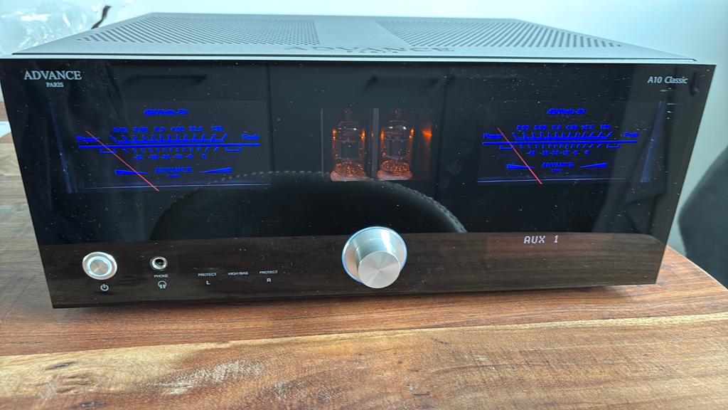 Advance paris A10 Classic aangeboden, Audio, Tv en Foto, Versterkers en Receivers, Verzenden, Zo goed als nieuw, 120 watt of meer