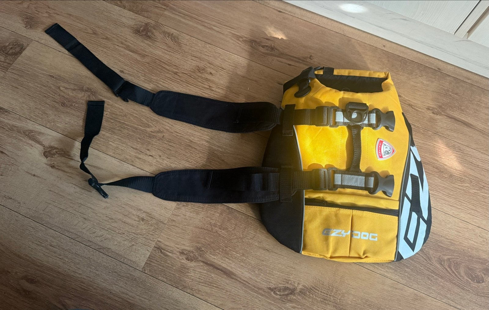 Nieuw zwemvest voor de hond, Ophalen, Nieuw