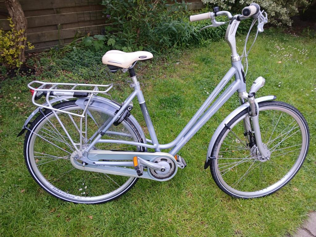 Batavus feugo 53 cm 7vers blauw, Fietsen en Brommers, Fietsen | Dames | Sportfietsen en Toerfietsen, Ophalen, 53 tot 56 cm, Batavus