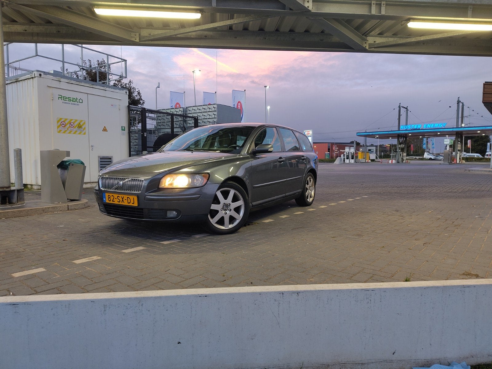 Volvo V50 1.8 2006 Grijs, Voorwielaandrijving, 125 pk, 1281 kg, 4 cilinders
