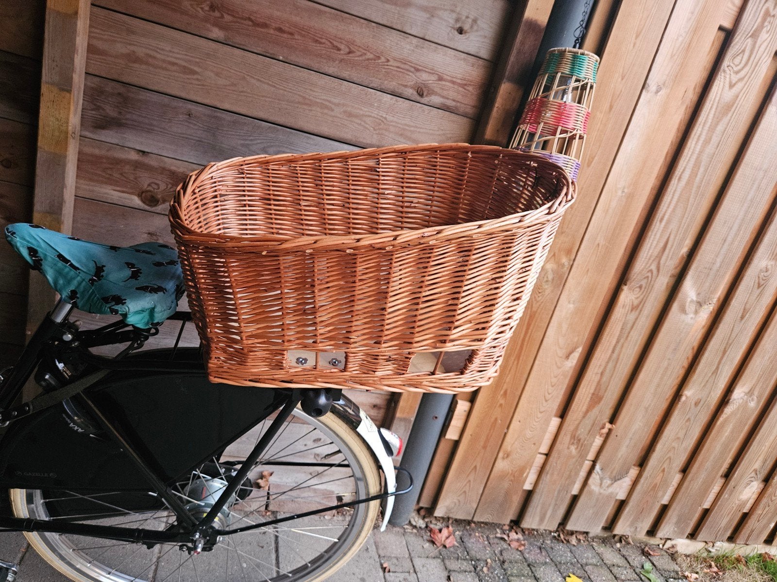 Basil Pasja hondenfietsmand L, achterop, Fietsen en Brommers, Fietsaccessoires | Fietsmanden, Ophalen of Verzenden, Nieuw, Fietsmand