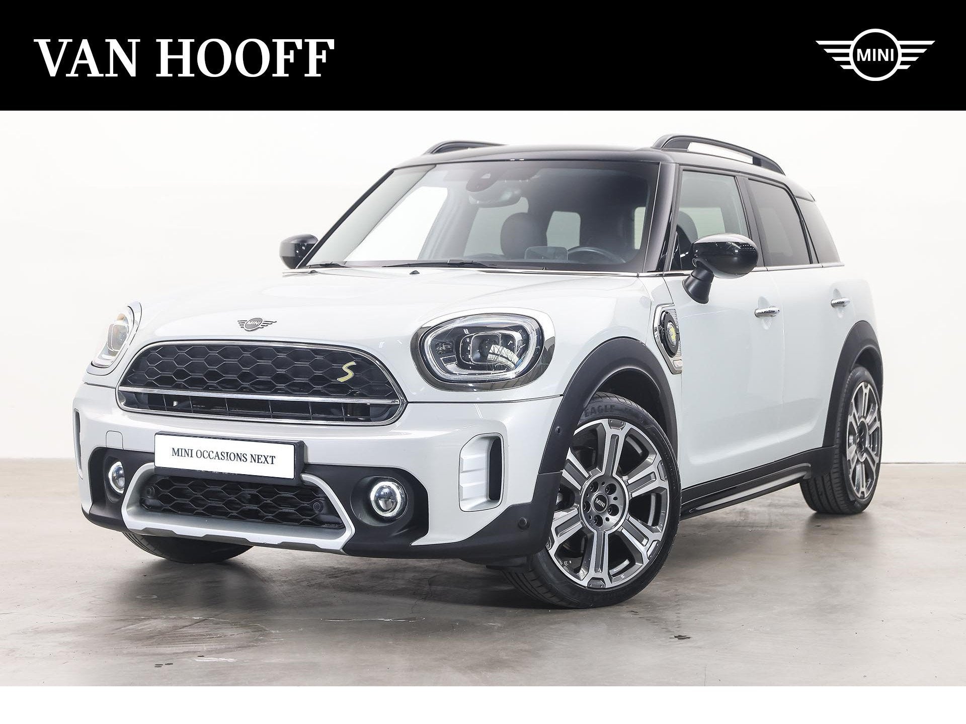 MINI Countryman Cooper SE ALL4 Automaat / Comfortstoelen / C, Auto's, Dealer onderhouden, Gebruikt, Zwart, Met garantie (alle)