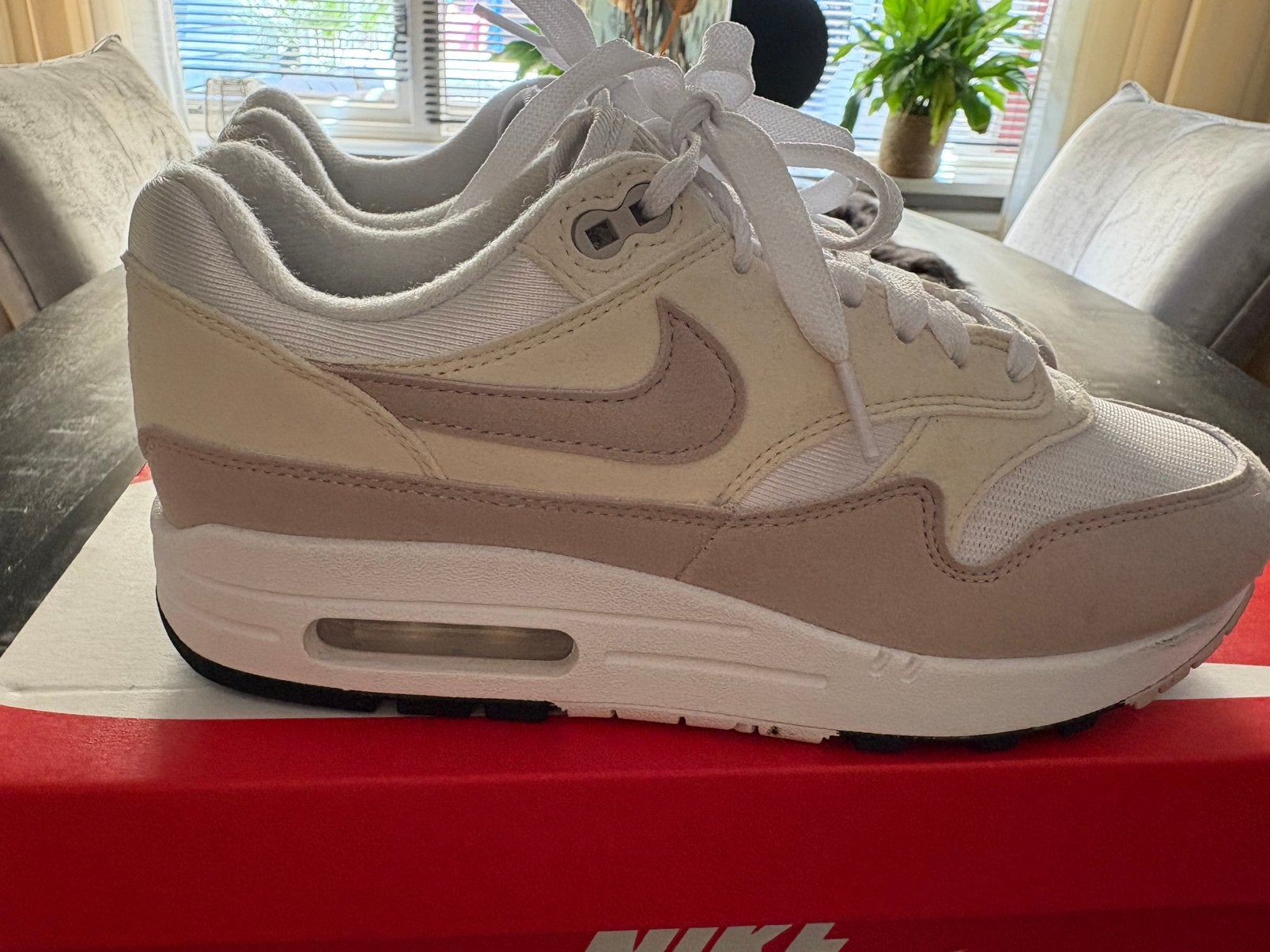 Gaaf paar nike air max 1, Wit, Ophalen of Verzenden, Sneakers of Gympen, Gedragen