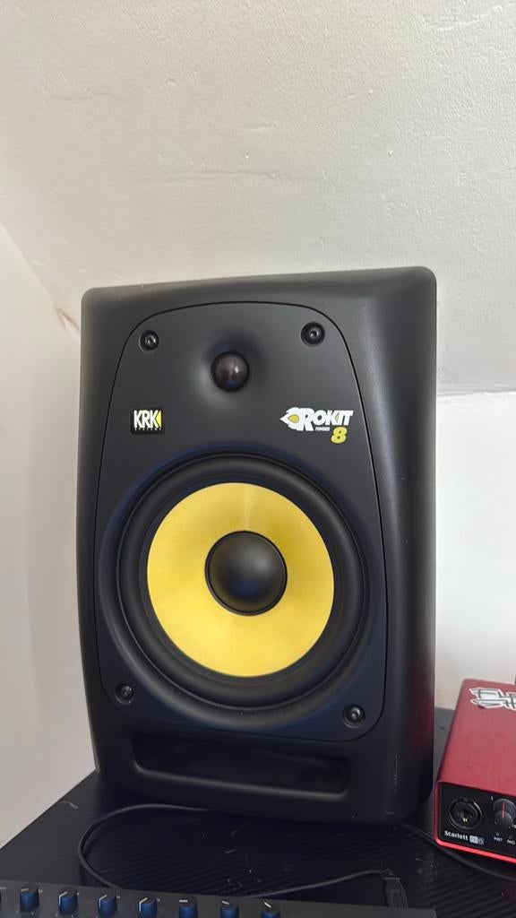 Krk rokit 8, Overige merken, Ophalen of Verzenden, Zo goed als nieuw, 120 watt of meer