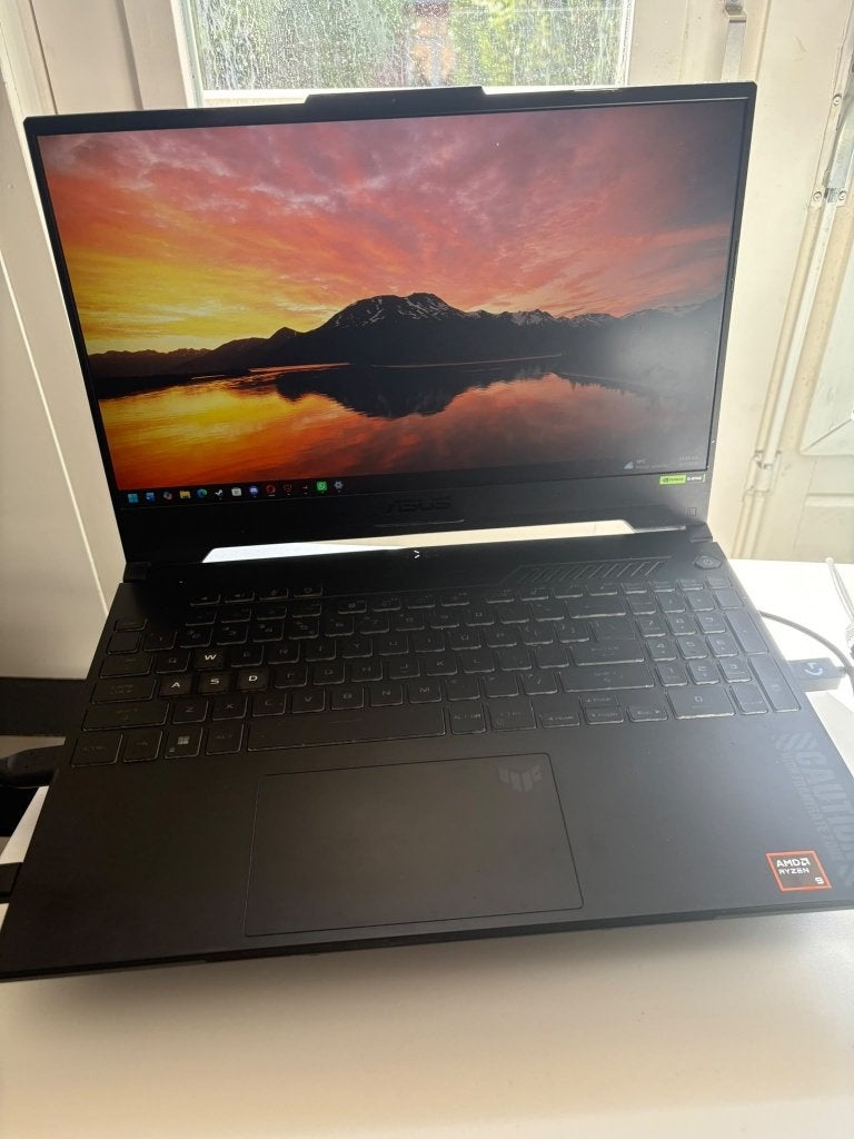 ASUS TUF A15 NVIDIA RTX4070 32GB RAM, Computers en Software, Ophalen, ASUS, Zo goed als nieuw, AMD Ryzen 9