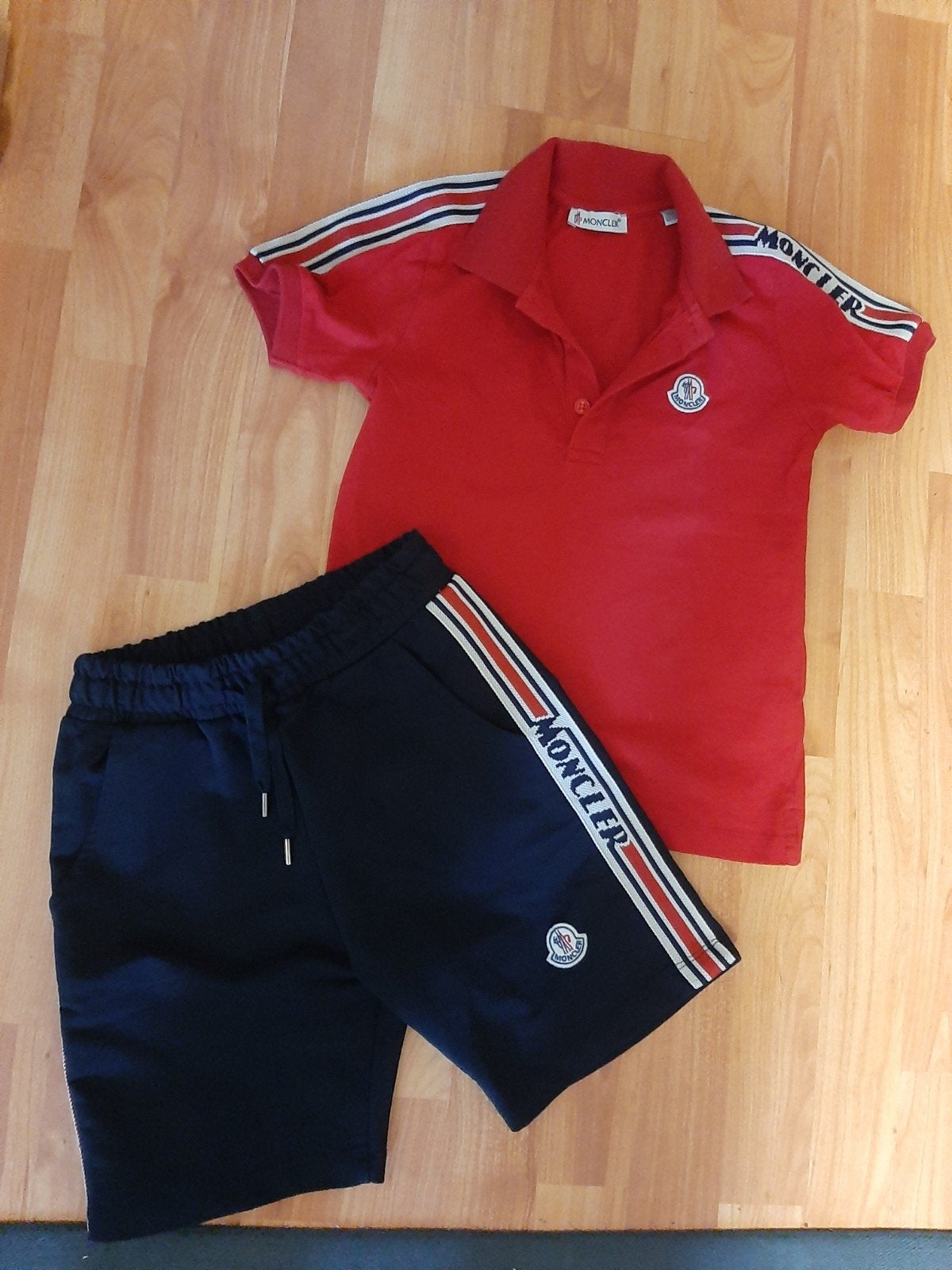 Moncler setje mt 122/128 origineel, Moncler, Ophalen of Verzenden, Zo goed als nieuw, Setje