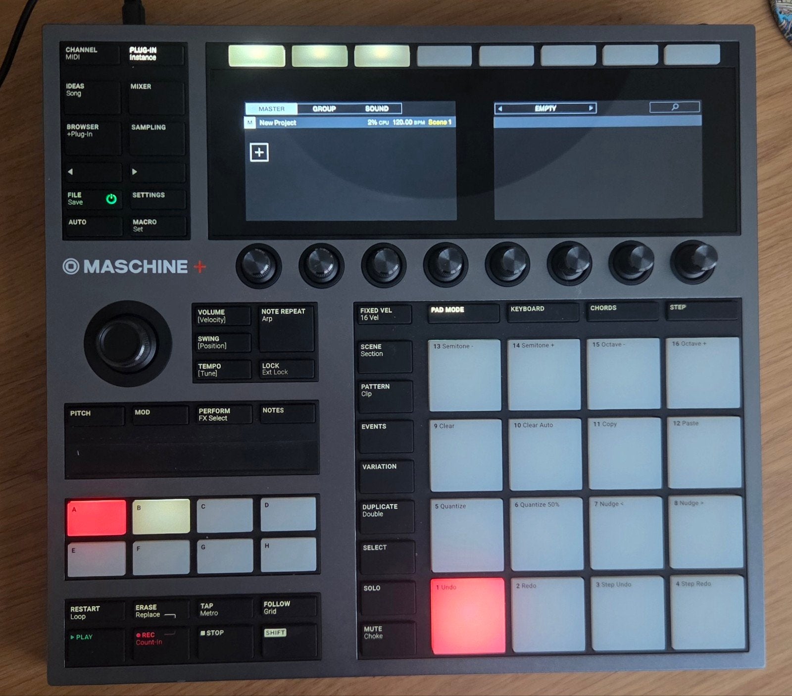 Maschine +, Muziek en Instrumenten, Ophalen of Verzenden, Zo goed als nieuw, Overige merken