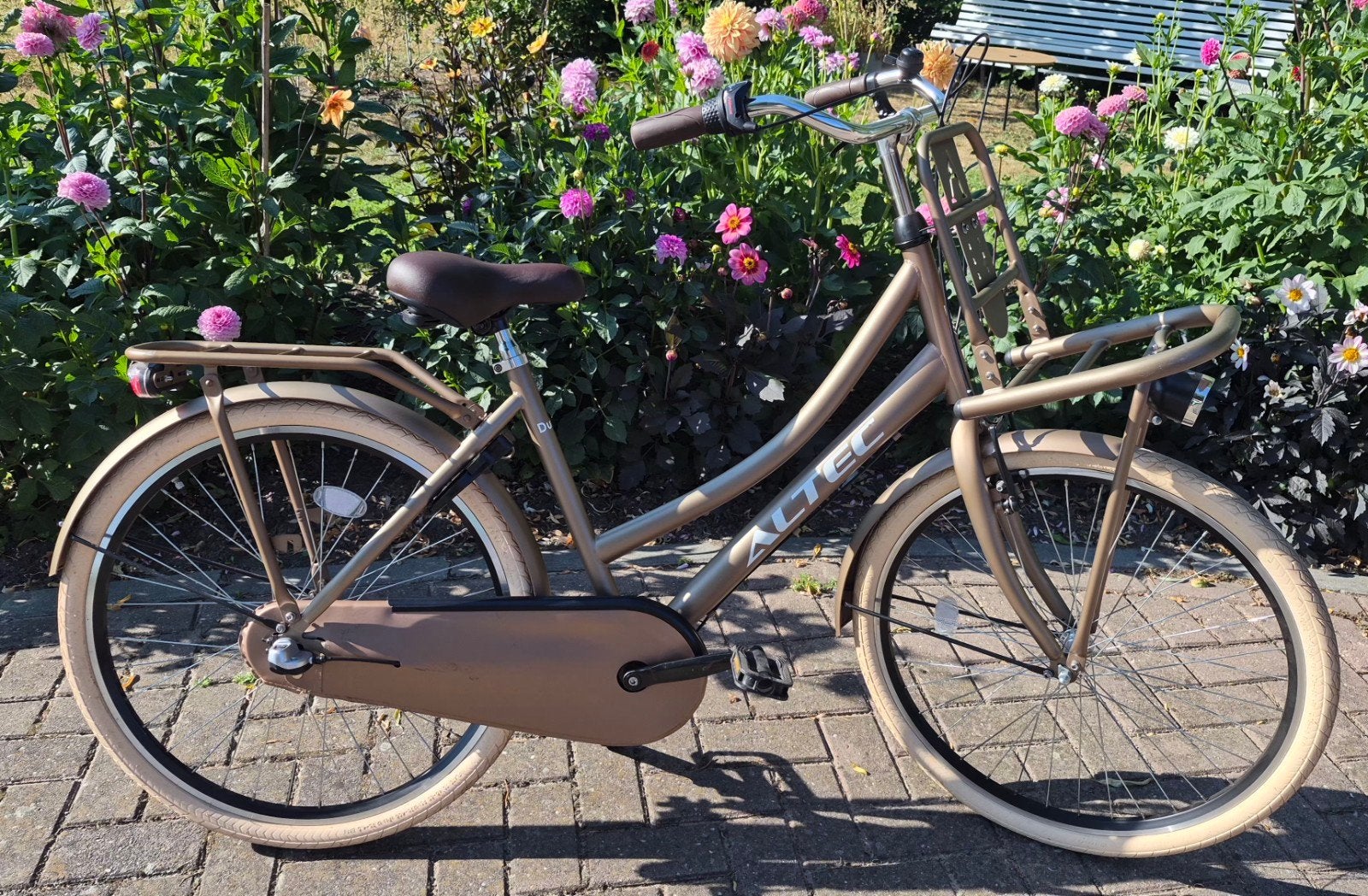 meiden fiets 26 inch, Terugtraprem, Altec, Versnellingen, Zo goed als nieuw
